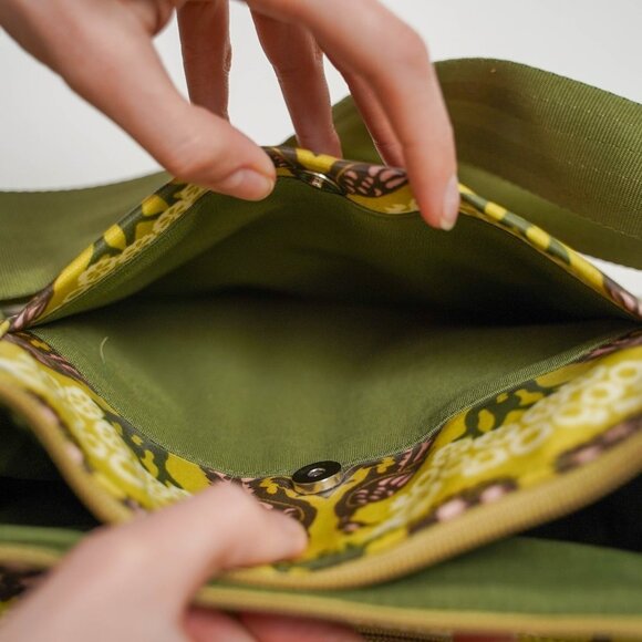 Petunia Pickle Bottom Diaper Bag - Picture 7 of 12